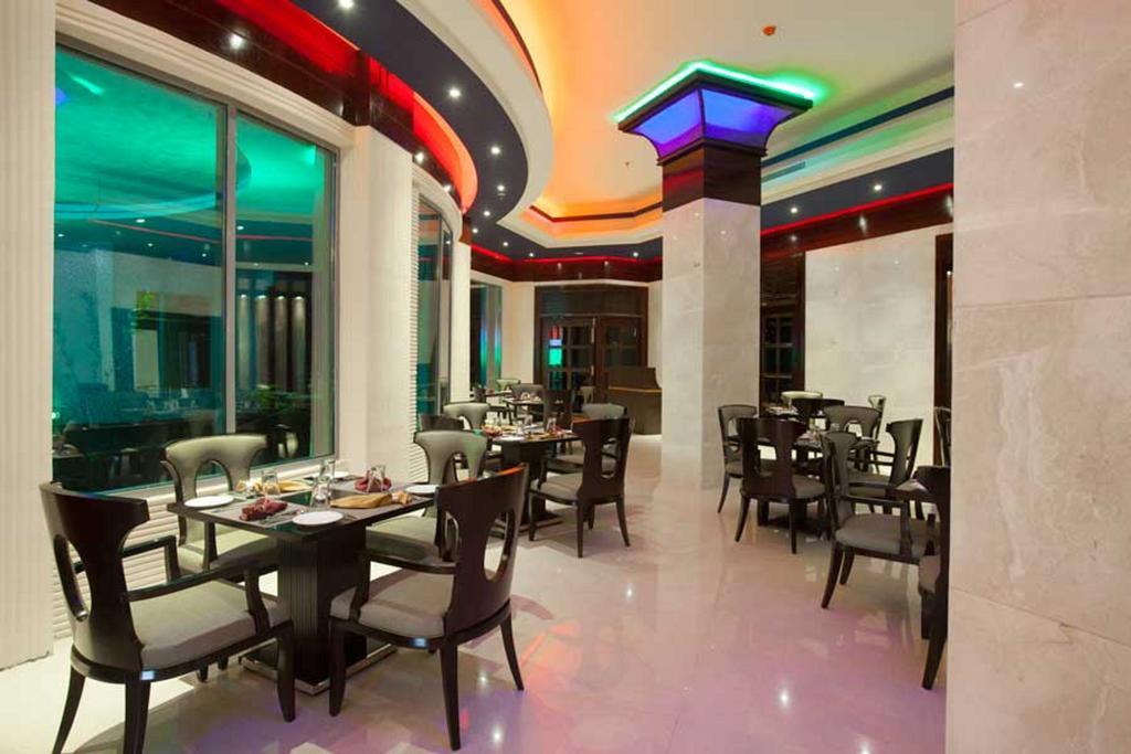 Ramada By Wyndham Alleppey Alappuzha Dış mekan fotoğraf