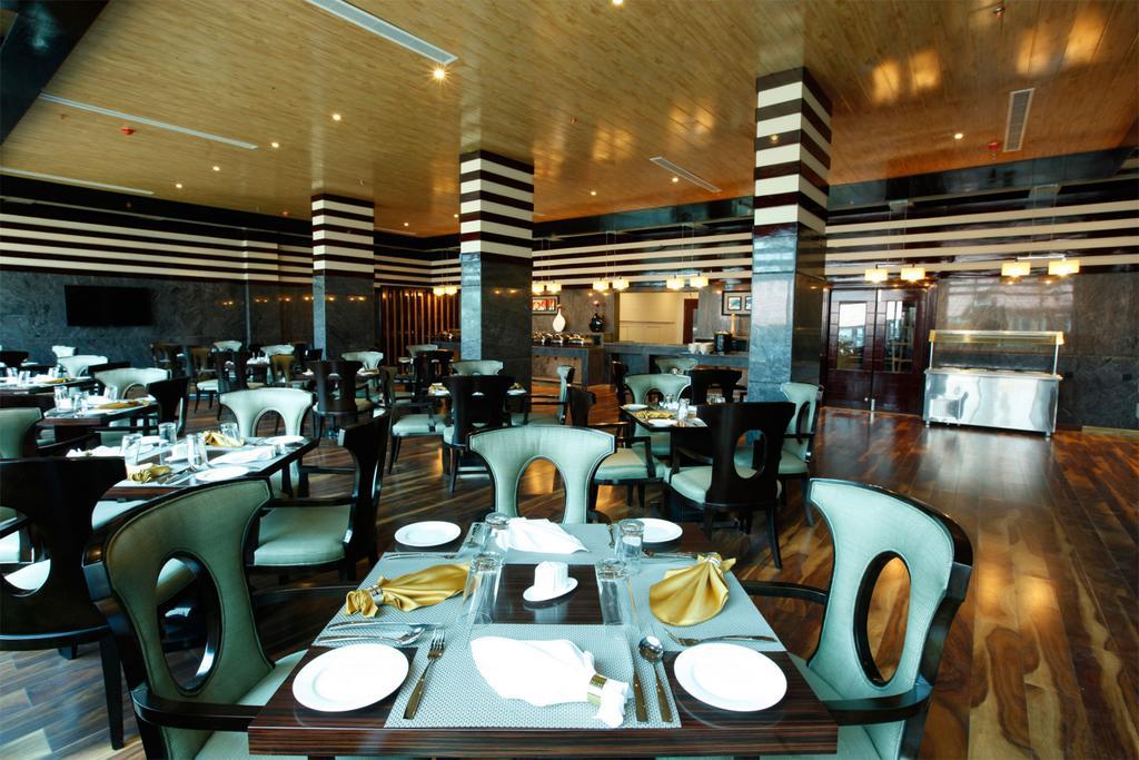 Ramada By Wyndham Alleppey Alappuzha Dış mekan fotoğraf