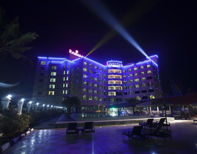 Ramada By Wyndham Alleppey Alappuzha Dış mekan fotoğraf